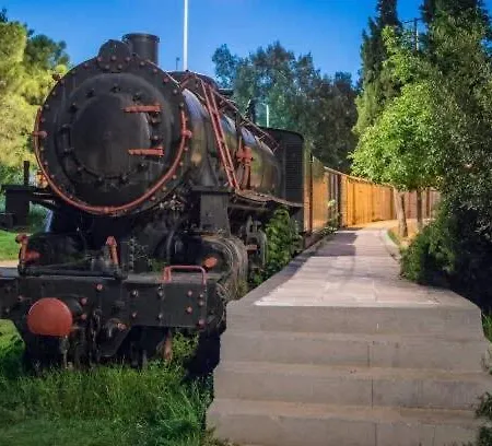 Dolce Favola Nomad Casa - Kalamata's Getaway