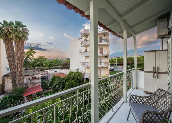 Dolce Favola Nomad Casa - Kalamata's Getaway Apartmán