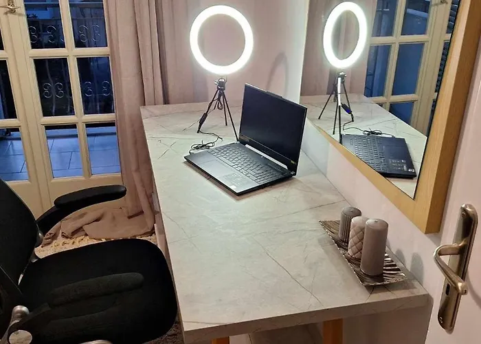 Dolce Favola Nomad Casa - Kalamata's Getaway * Kalamata