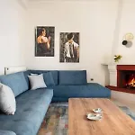 Dolce Favola Nomad Casa - Kalamata's Getaway *
