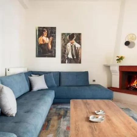 Dolce Favola Nomad Casa - Kalamata's Getaway *