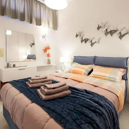 Dolce Favola Nomad Casa - Kalamata's Getaway Appartement Kalamata