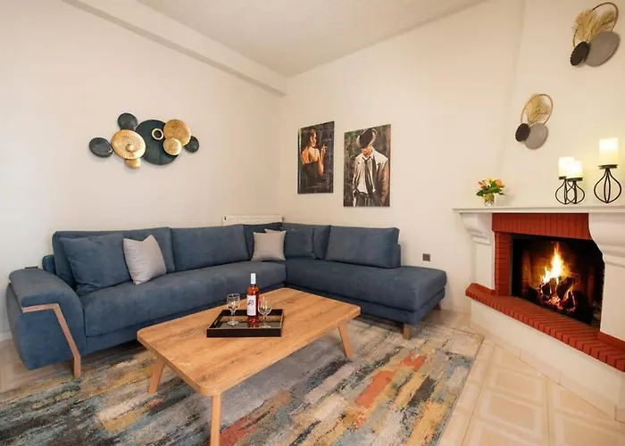 Dolce Favola Nomad Casa - Kalamata's Getaway