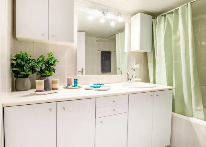 Dolce Favola Nomad Casa - Kalamata's Getaway 아파트 *